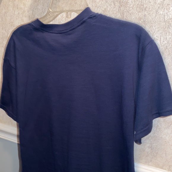 Never Worn Cotton T Shirt Size Medium - Picture 6 of 6